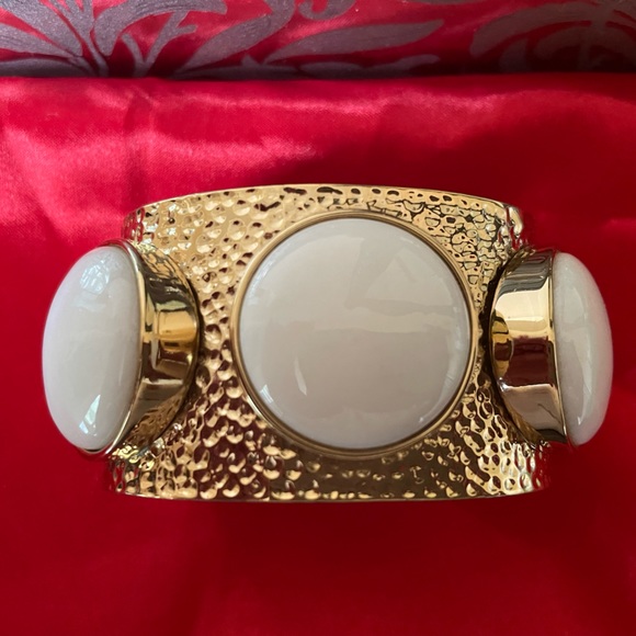 Cache cuff. - Picture 6 of 6